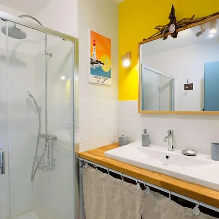 Charmante Location Sous Les Pins, Proche De La Plage Villa *