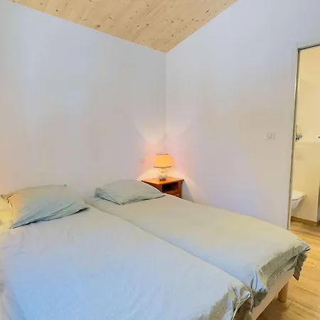 Вилла Charmante Location Sous Les Pins, Proche De La Plage Ла-Куард-сюр-Мер