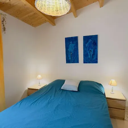 Charmante Location Sous Les Pins, Proche De La Plage Вилла Ла-Куард-сюр-Мер